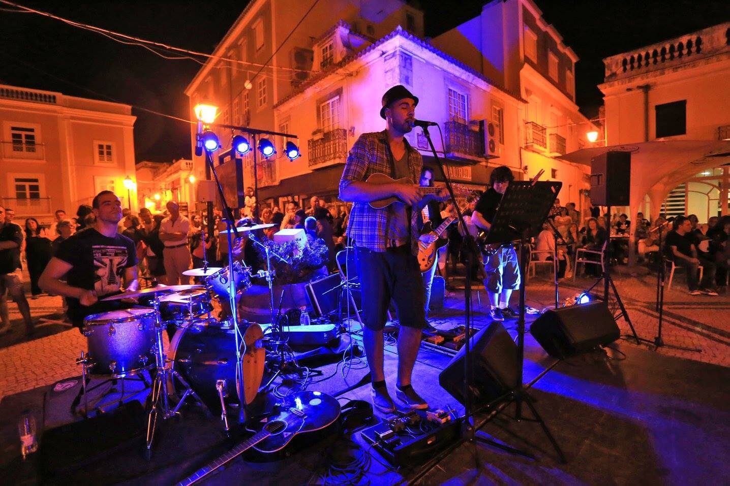 Noite Azul Setubal Musica Rua